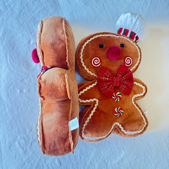 Hobby lobby Set of 2 Gingerbread Man Boy with Chef Hat and Girl PlushPillows New - Picture 7 of 10